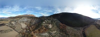 16: 202112291626475_aramunt_entre_dos_barrancs.jpg