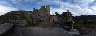 9: 20220728165156_waldenburg.jpg